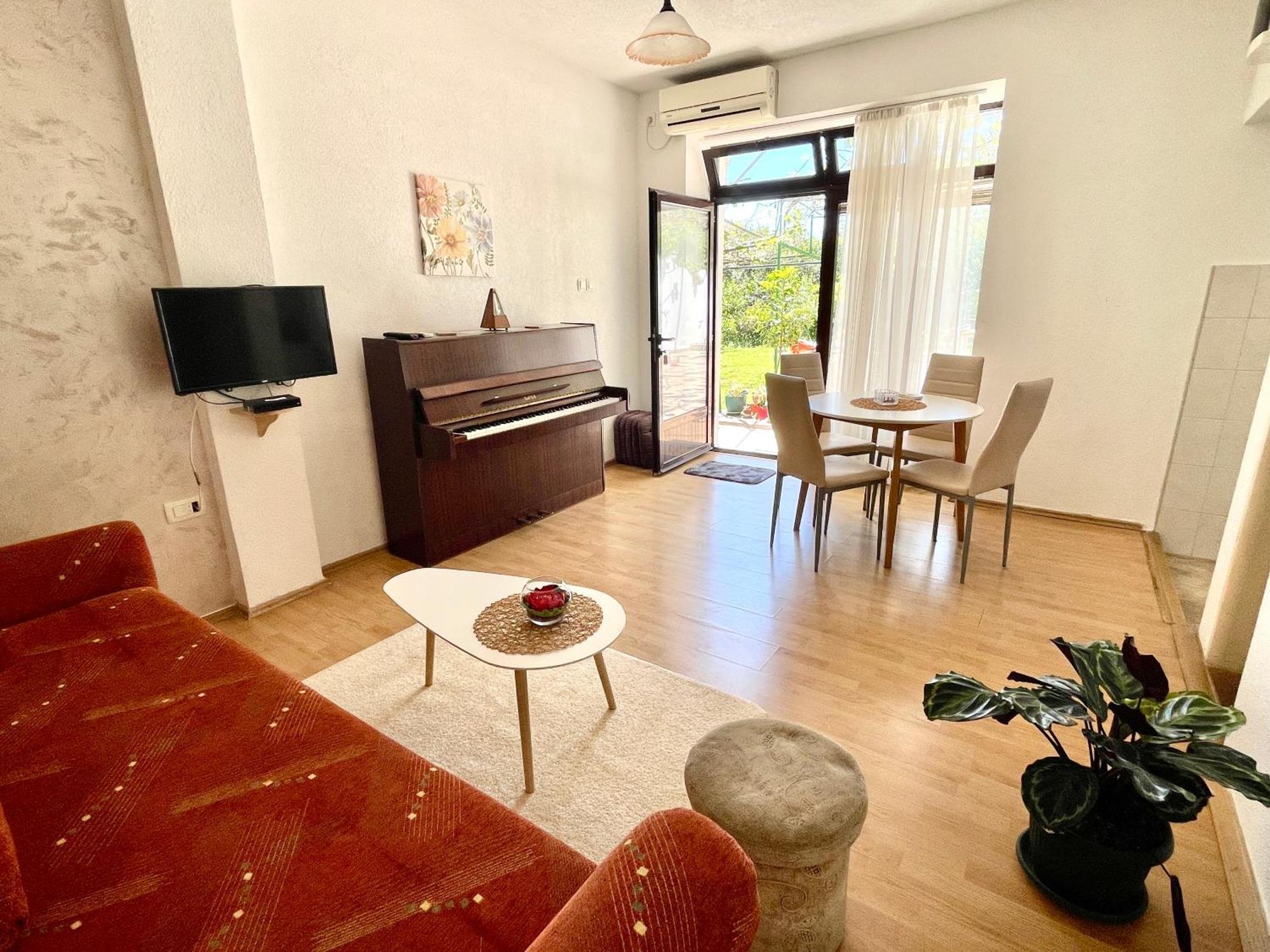 Apartments Marina Becici  Bagian luar foto