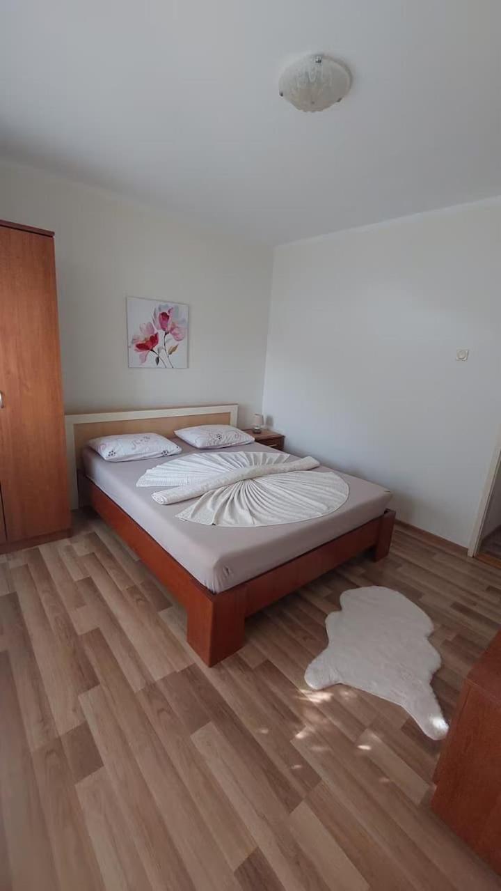 Apartments Marina Becici  Bagian luar foto